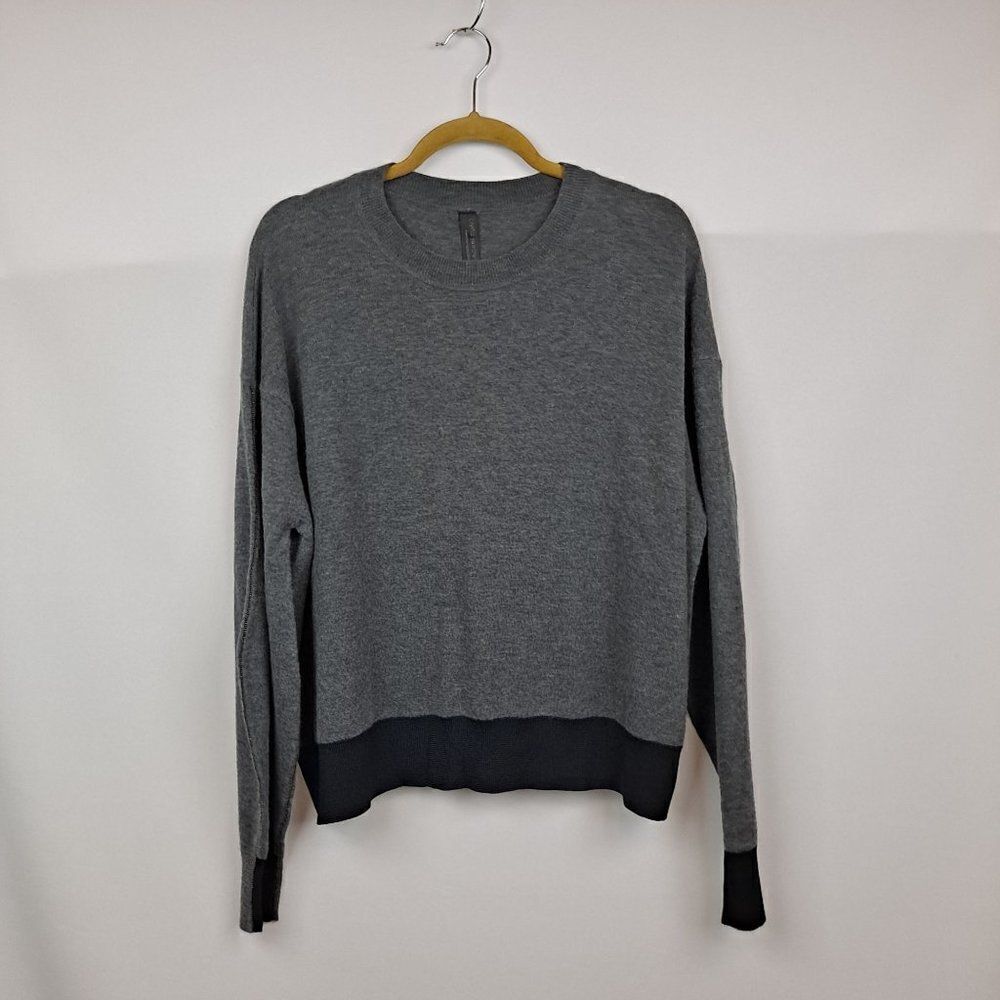 Banana Republic Ladies Wool Sweater NWOT